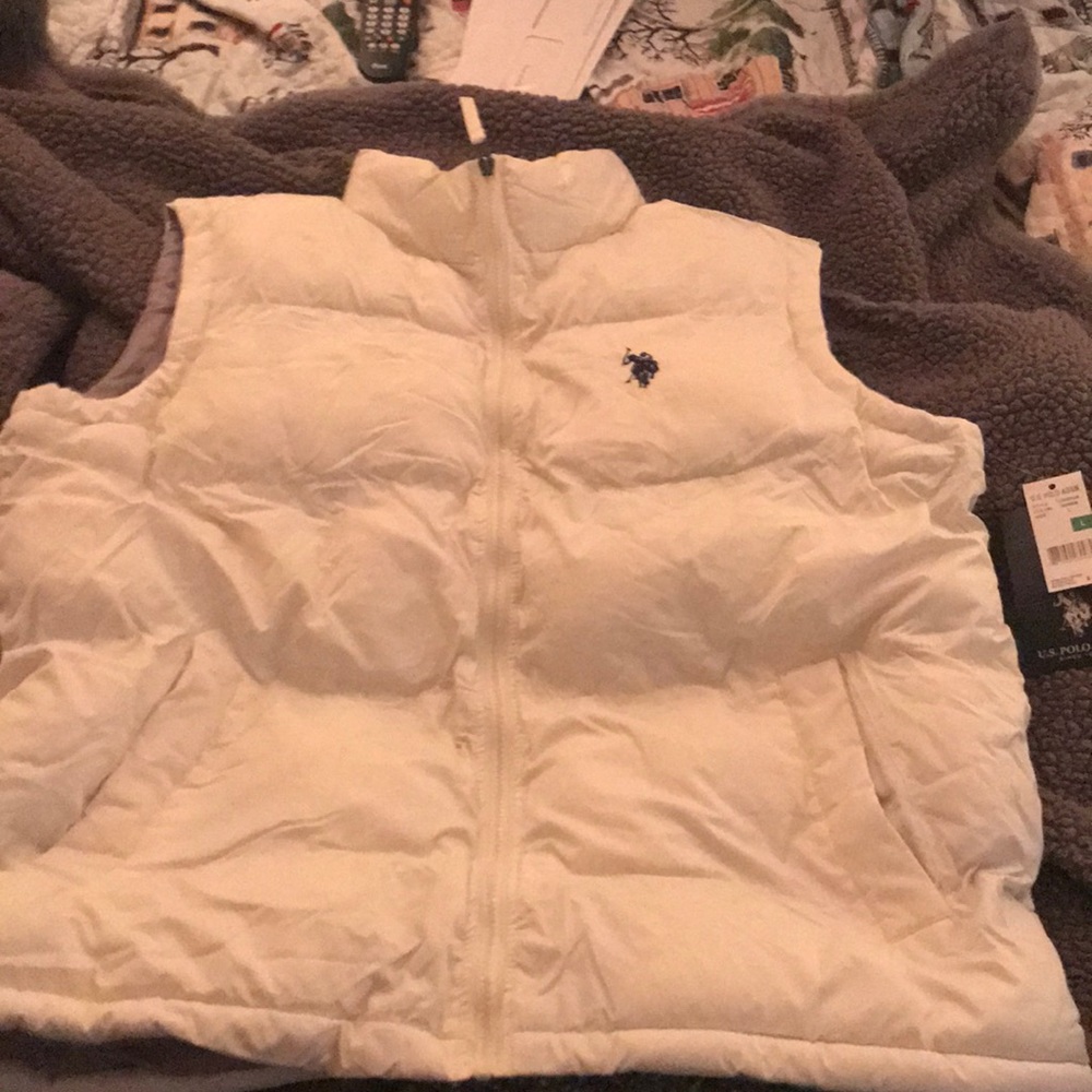 Men’s puffer vest!